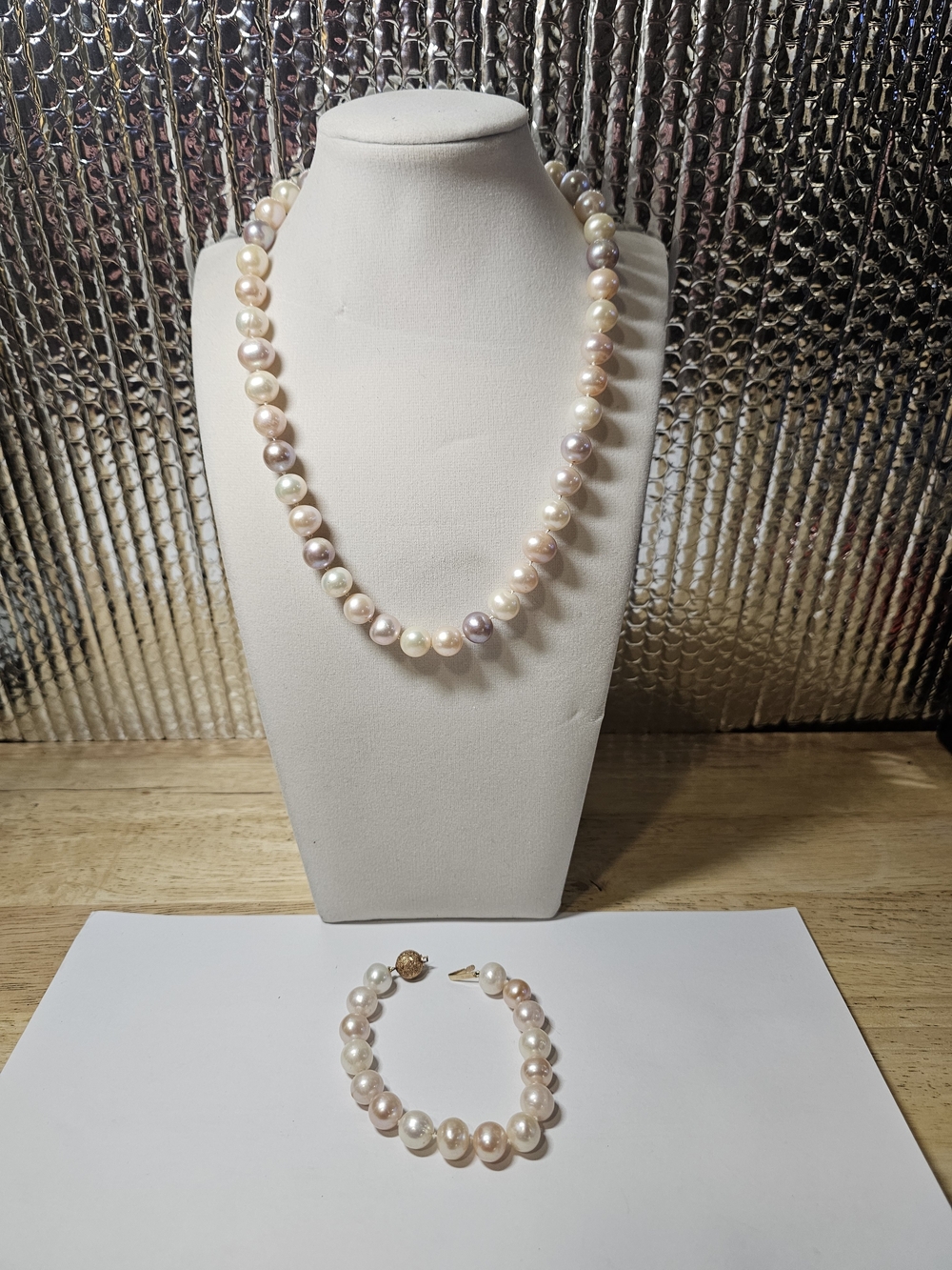 Vintage 18 Inch Hand Knotted Akoya Pearl Necklace & Bracelet Set 14k Gold Clasp